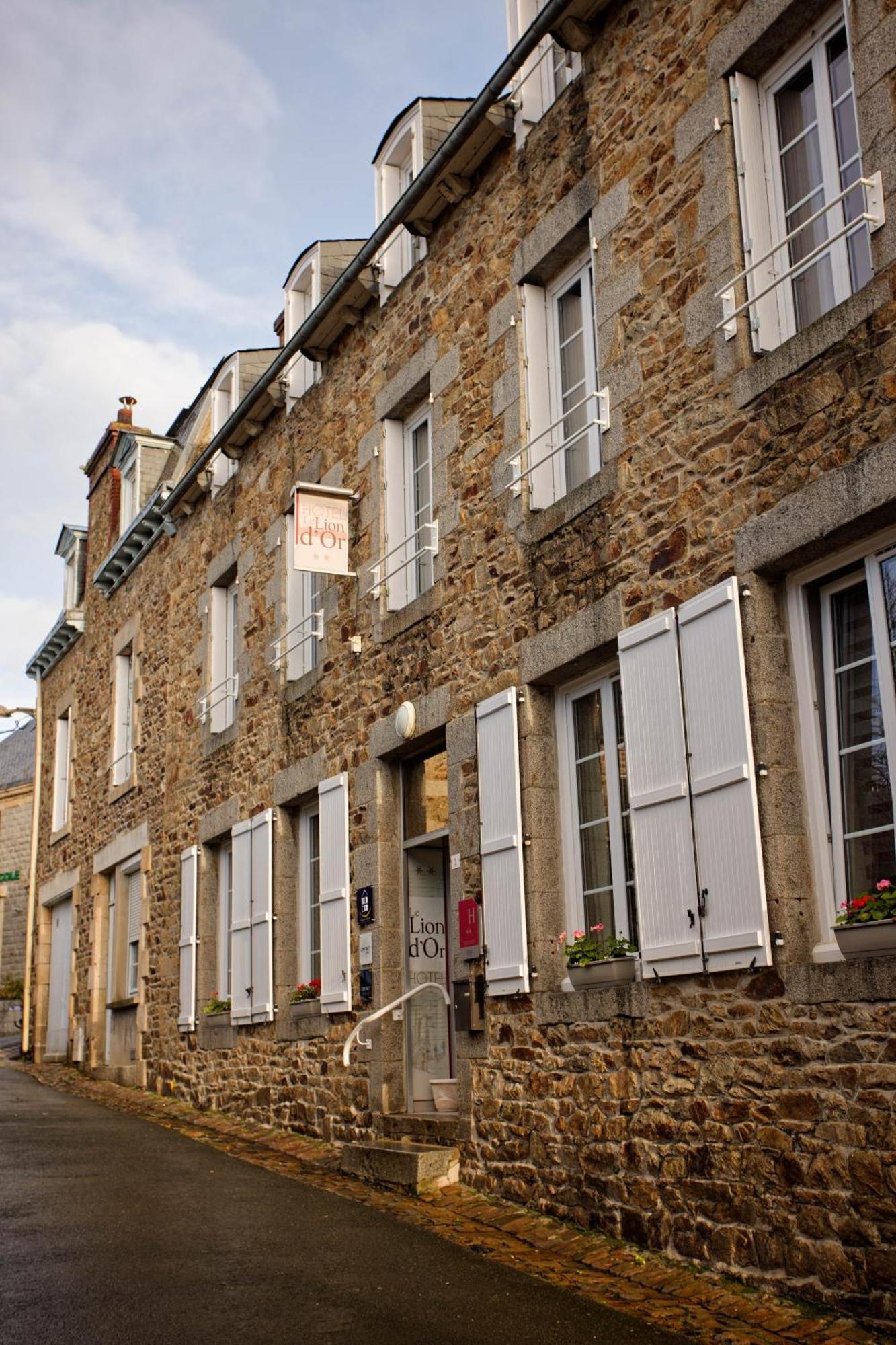 Contact Hôtel - Hôtel Le Lion d'Or Lamballe Exterior foto