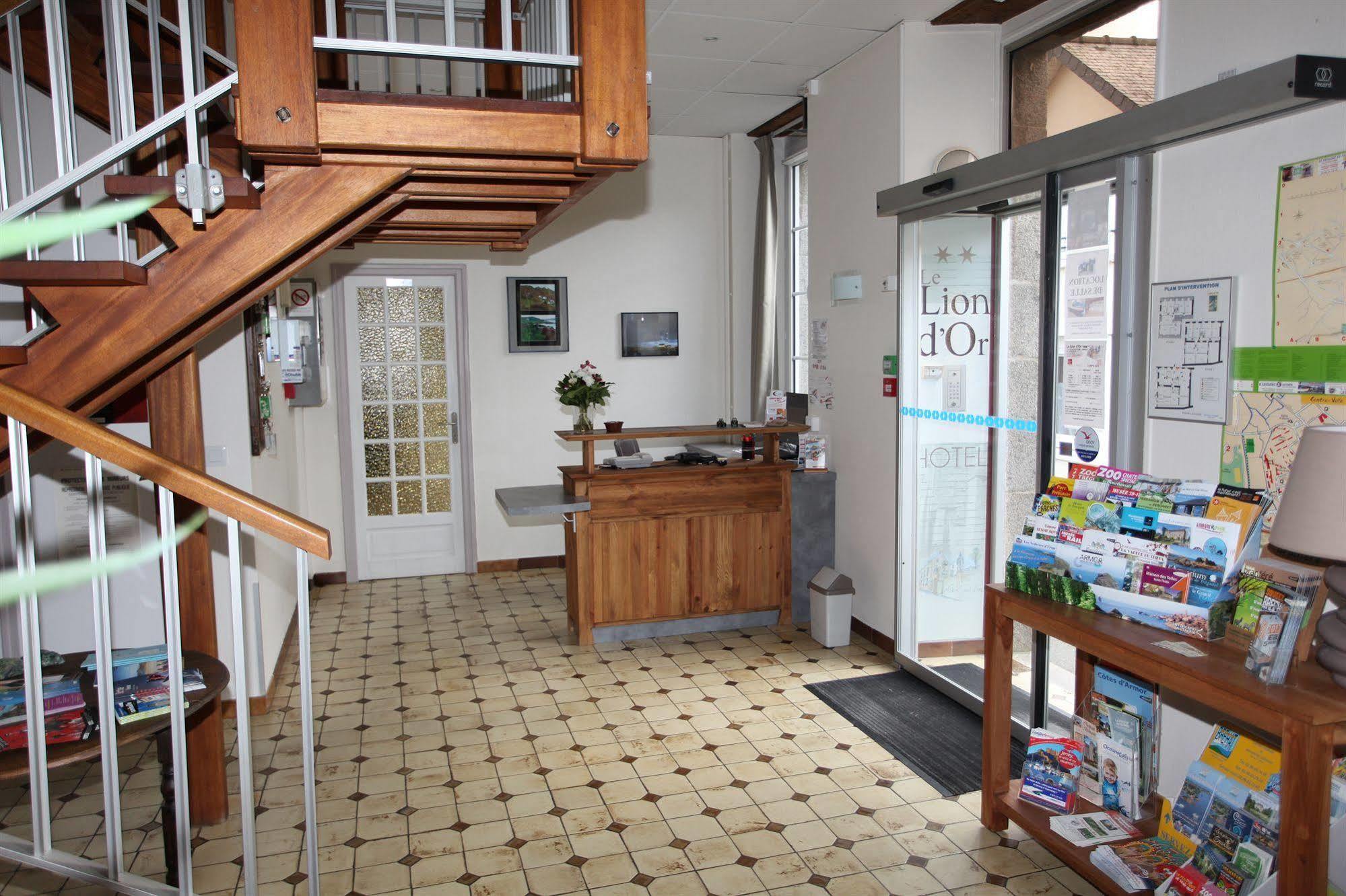 Contact Hôtel - Hôtel Le Lion d'Or Lamballe Exterior foto